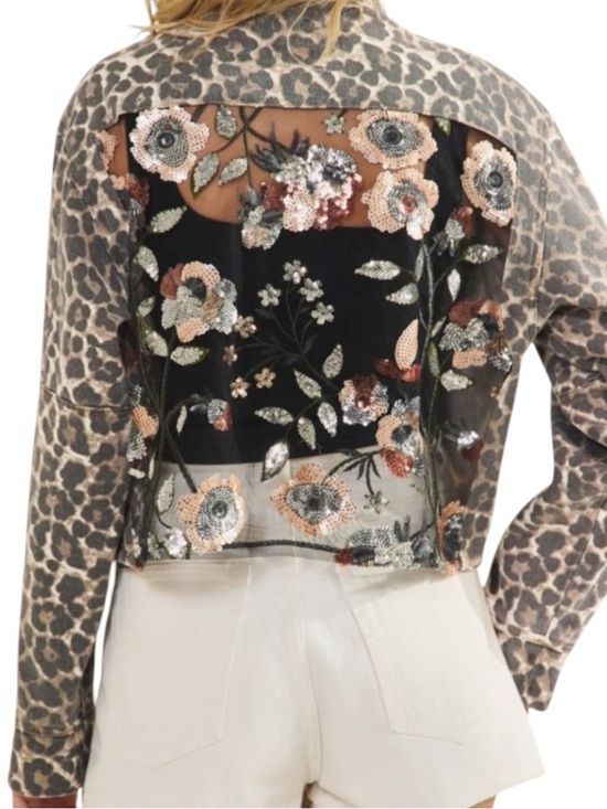 Veveret Jackets & Blazers - Veveret Mesh Floral Leopard Sequin Embroidered Jacket  Button Closure
